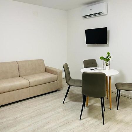 Living City Center Catane Extérieur photo