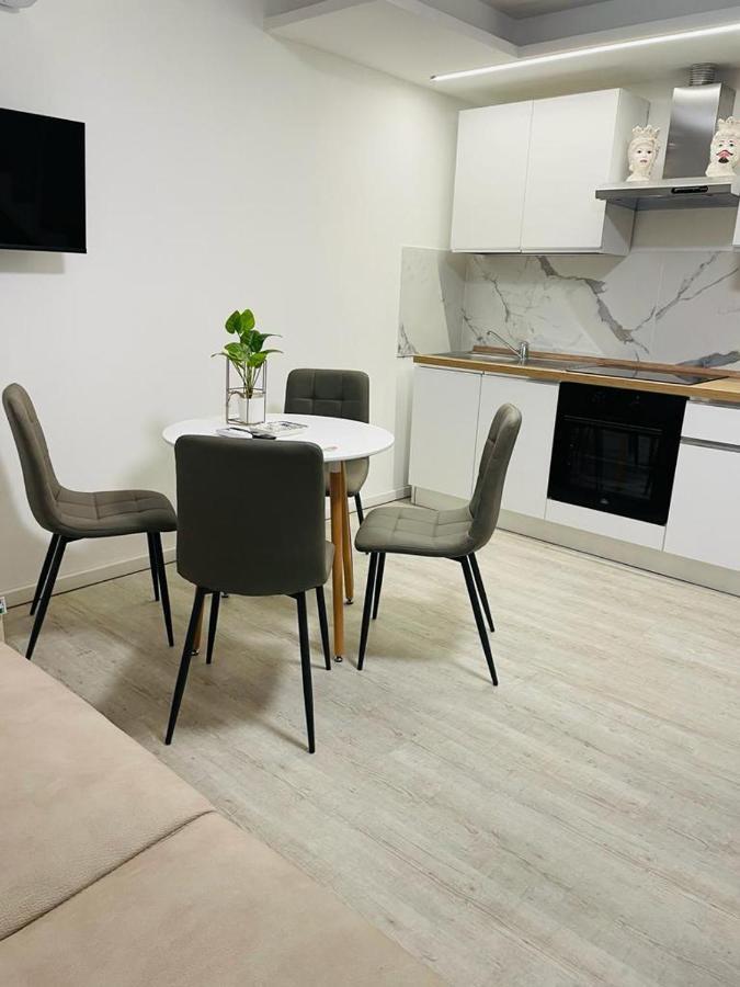 Living City Center Catane Extérieur photo